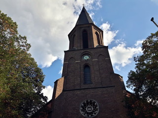 Fototapeta premium Kirche St. Servatius in Bonn-Friesdorf