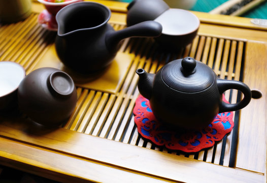 Oriental teapot set