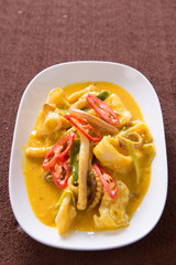 Stir fried squid with egg