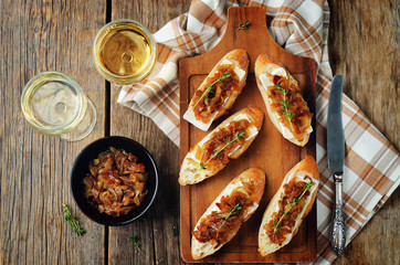 Bacon onion marmalade Brie crostini