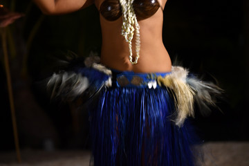 Polynesian dancer hula move effect