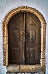 Fototapeta na wymiar Doors in the old house