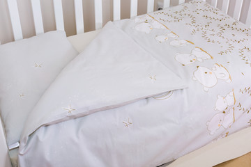Baby room bedding crib