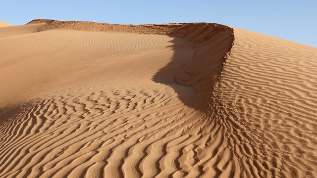 Sahara dune di sabbia nel deserto in Tunisia