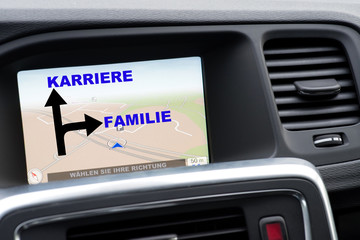 Fototapeta premium Eine Auto Navigation mit dem Richtungen Familie Ehe