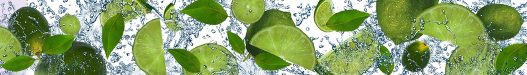 Türaufkleber Limetten im Wasser © savojr