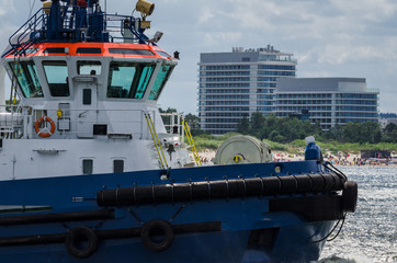 TUG  © Wojciech Wrzesień