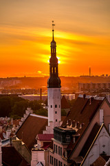 Naklejka premium Tallinn cityscape during sunrise