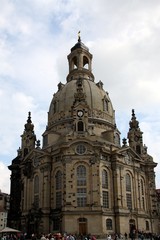Fototapeta na wymiar Beautiful Church (Frauenkirche) in Dresden - Germany 