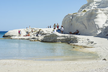 La spiaggia di Sarakiniko a Milos, arcipelago delle isole Cicladi GR	