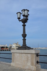 Fototapeta na wymiar Embankment in Bari