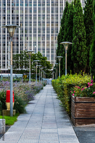 view of jardin atlantique in paris jardin atlantique is a public park and garden located - Jardin Atlantique view of jardin atlantique in paris jardin atlantique is a public park and garden located - Jardin Atlantique
