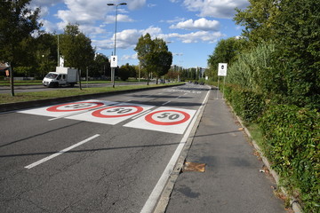 segnalazione di disssuasori di velocit&agrave; Autovelox