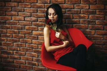 Fototapeta na wymiar girl with red rose