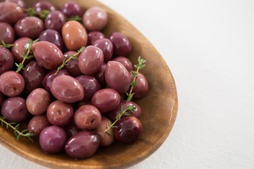 Close-up of marinated olives in bowl