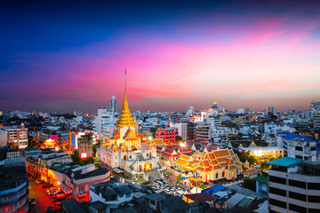 Wat Trimitr in chinatown or yaowarat area in Bangkok city, Thailand - obrazy, fototapety, plakaty