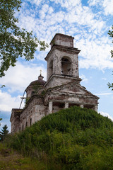 Fototapeta premium Abandoned church