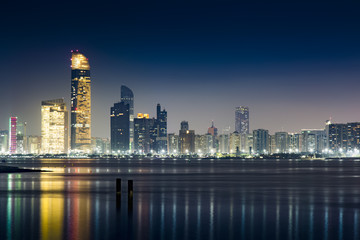 Fototapeta na wymiar Abu Dhabi Night Cityscape