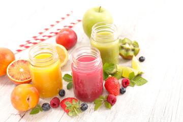 Fototapeta na wymiar fruit juice