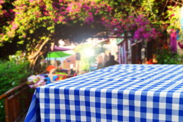 Empty table background