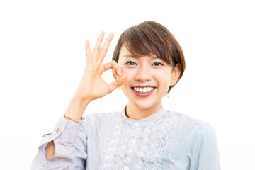 女性・外国人（許可・OK・マル）ポーズ