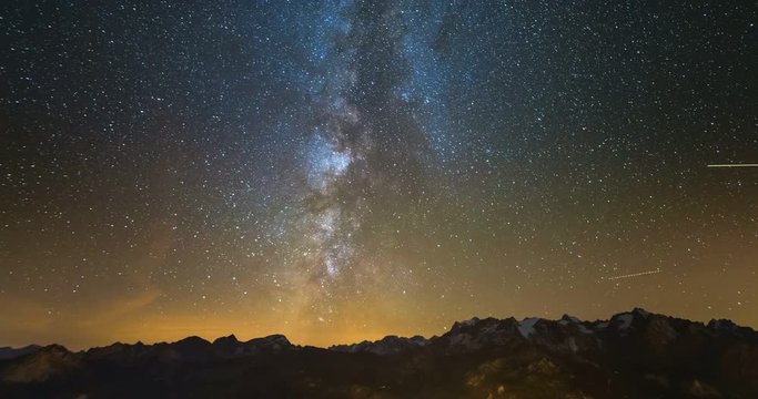 Time Lapse of the Milky way and the starry sky rotating over the French Alps and the majestic Massif des Ecrins. Static version.

