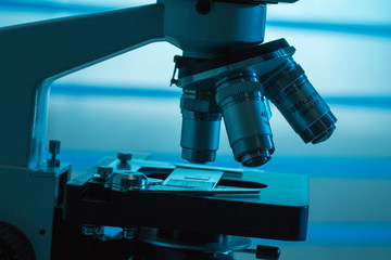 Lenses and microscope eyepieces for scientific research