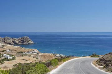 Strada panoramica per la spiaggia di Paleochori, isola di Milos GR	