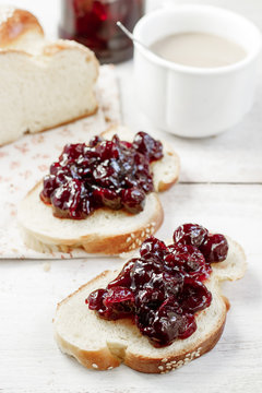 Breakfast challah with cranberry jam and coffee