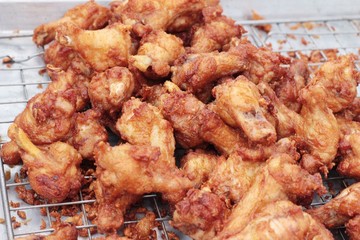 Fried chicken is delicious in the market