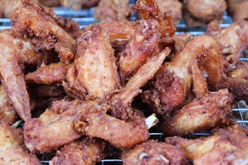 Fried chicken is delicious in the market