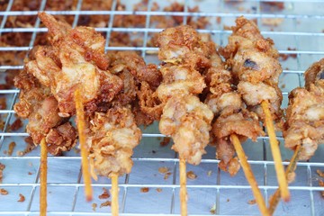 Fried chicken is delicious in the market