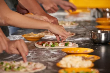 Crédence de cuisine en verre imprimé Pizzeria Pizza making process