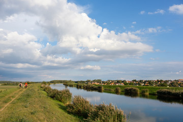 Fototapeta na wymiar Saale Elster Kanal bei Dölzig