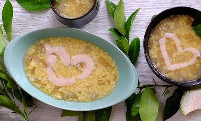 grapefruit sweet gruel, Vietnamese sweet soup