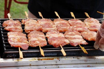 roasted pork is delicious in the market