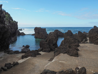 Fototapeta na wymiar Porto Moniz baden im Atlantik