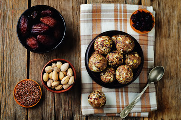 White chocolate pistachio dates oats flax seed raw balls
