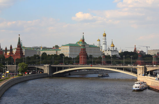 View of the Kremlin from the bridge