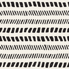 Hand drawn style seamless pattern. Abstract geometric tiling background in black and white. Vector doodle line lattice