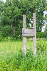Hintergrund Holztafel in der Natur