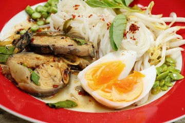 Rice noodles and spicy fish boiled pot