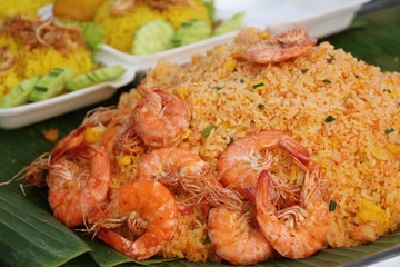 Shrimp fried rice with vegetables is delicious