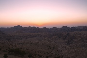 Naklejka premium Sunset over Petra montains, The Lost city of Jordan