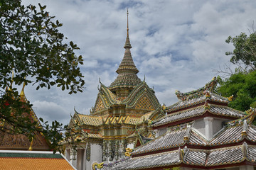 Fototapeta premium Wat Pho Temple of the Reclining Buddha