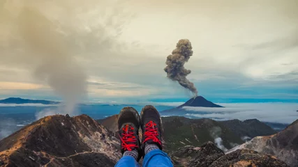 Fotobehang Gunung Sinabung Volcano eruptions © khlongwangchao