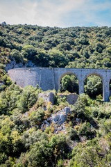 Le pont du col de Saint-Louis,  près de Caudiès-de-Fenouillèdes