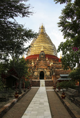 Fototapeta premium Dhamma Ya Zi Ka Pagoda, Bagan,Myanmar (Burma)