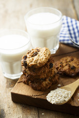 Oatmeal cookies with raisins
