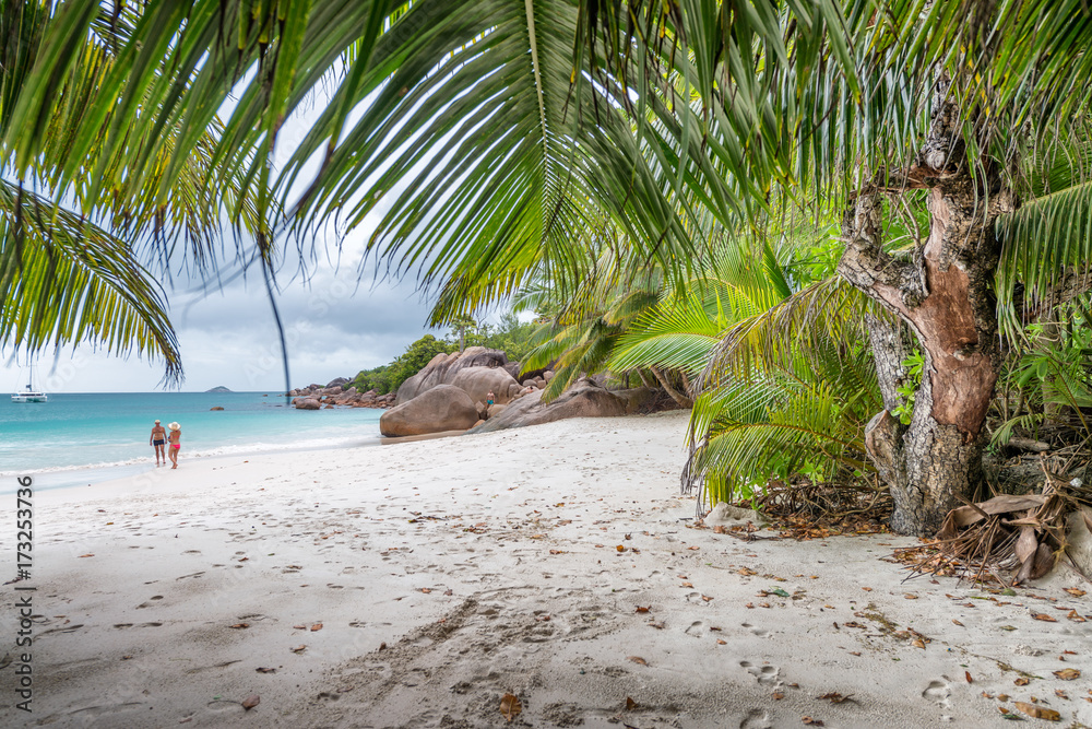 Sticker amazing beach and rocks of anse lazio - praslin, seychelels